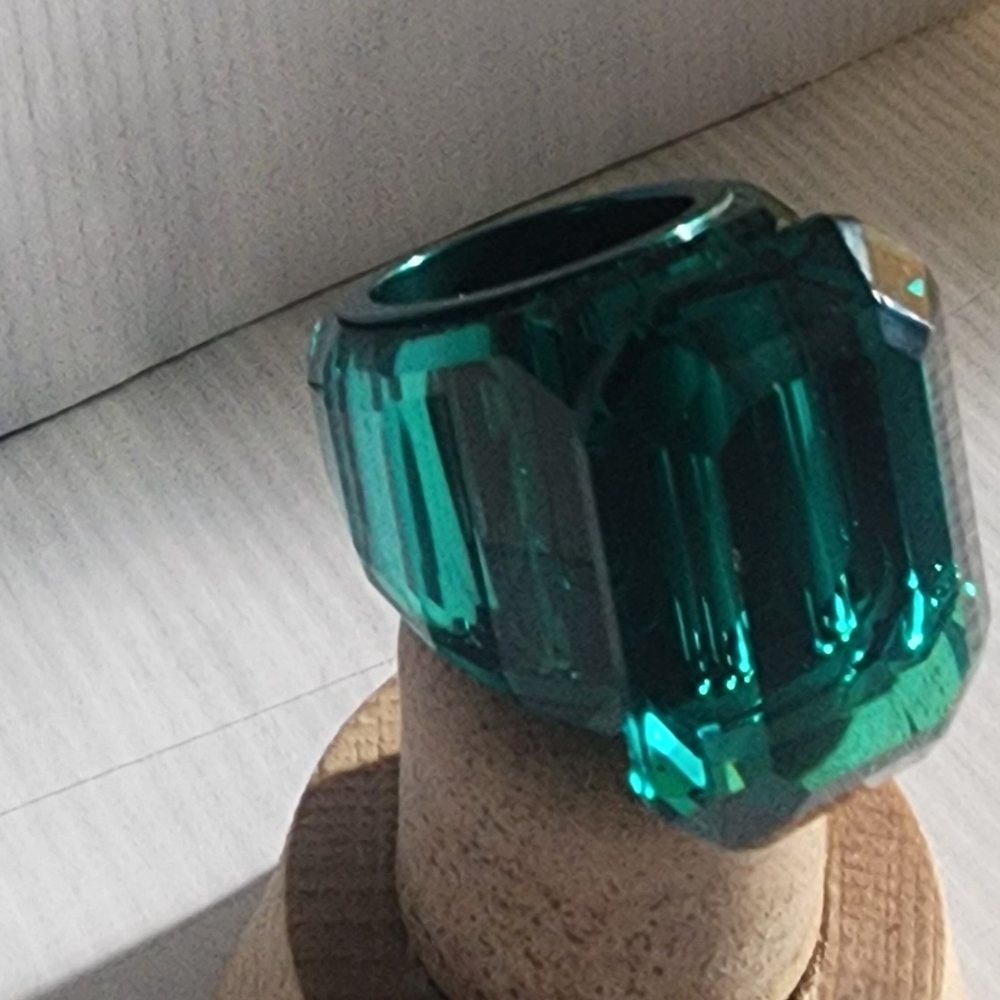 Swarovski Cocktail  Ring Sz 52